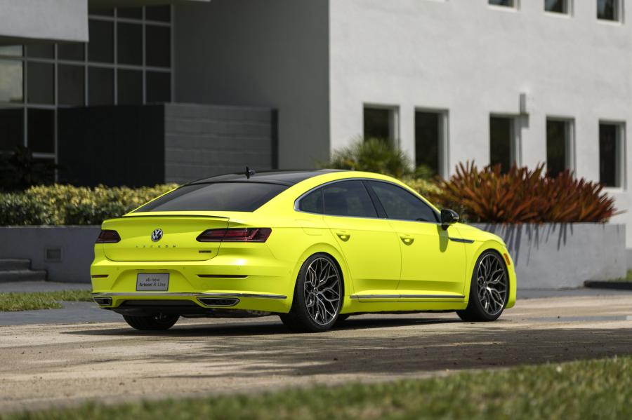  Volkswagen Arteon R-Line Highlight Concept 2018 года  (фото 5 из 10)